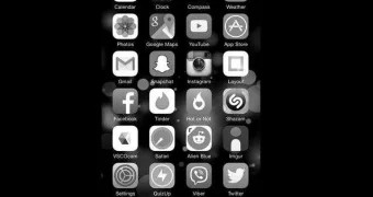 Казахстанцы массово «глушат» цвет на смартфонах: зачем все уходят в черно-белый режим