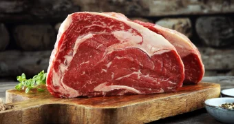 Как сделать мясо мягким всего за 5 минут: проверенный кулинарный лайфхак