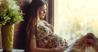 Декретные по максимуму: как казахстанкам заработать на родах до 2,2 млн