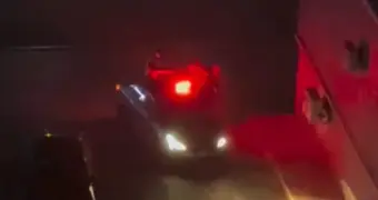 «Кухонный» боксер: мужчина ударил девушку на улице в Актау