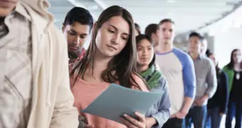 Казахстан закрывает лазейку для мигрантов: визы станут недоступны для фиктивных студентов