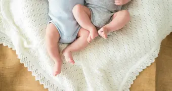 Сестры-близнецы незапланированно родили сыновей в один день