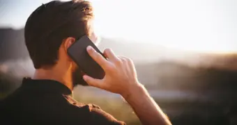 Kcell и Activ «отключились»: тысячи абонентов остались без связи и интернета в Казахстане