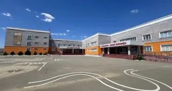 «Невероятно, но факт»: построенная 7 лет назад школа в Шетпе стала аварийной