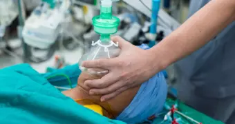 В центре Сызганова уволился врач, замешанный в вымогательстве у казахстанской актрисы