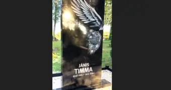 «Какую красоту создало сердце матери»: в Сети появились первые кадры памятника Янису Тимме