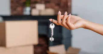 Казахстанцы массово бросились покупать жильё - рекордный спрос и загадка регионов