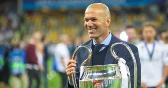 Зидан готовится возглавить сборную Франции