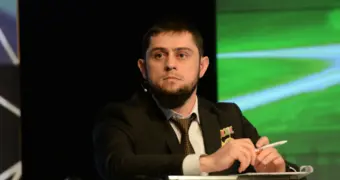 Ахмед Дудаев обвинил Аллу Пугачеву в оскорблении памяти погибших в Чечне