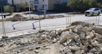 Родители школьников в Актау обеспокоены отсутствием пешеходного перехода на дороге между 2 и 6 микрорайонами