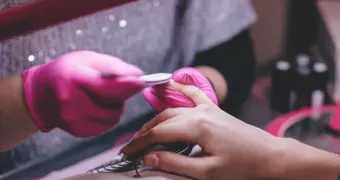 В Европе запретят популярные гель-лаки: коснутся ли изменения Казахстана?