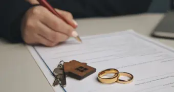 Любовь любовью, а деньги врозь: зачем казахстанцам нужен брачный договор