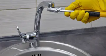 Кто должен устанавливать насосы в домах с низким давлением питьевой воды в Актау