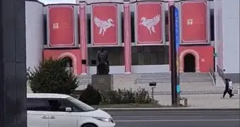 Оформление драмтеатра вызвало вопросы у жителей Актау