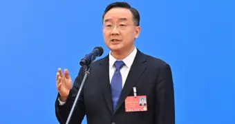 Бывший министр сельского хозяйства Китая получил смертный приговор с отсрочкой