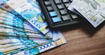 Реальные доходы казахстанцев обвалились: инфляция отняла 1,4% заработка