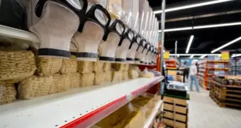 В Актау на месяц снизят цены на социально значимые продукты в крупных супермаркетах