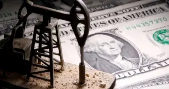 Газ и нефть не отпустят: сколько еще Казахстану жить в зависимости