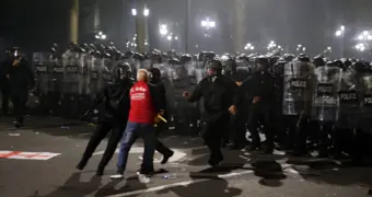 Массовые столкновения в Грузии: что грозит казахстанским туристам в Тбилиси