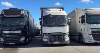 Скопление фур на границе: Казахстан и Россия ищут виновных в “сером” импорте