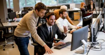 Назван самый продуктивный рабочий день недели