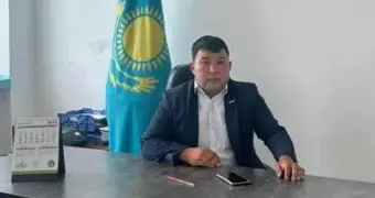 Громкий инцидент в Казахстане: аким кричал и матерился на встрече с жителями (видео)