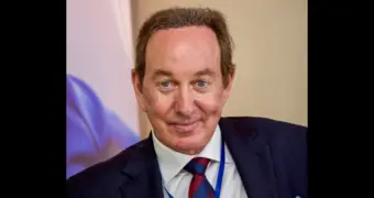 Питер Фостер уходит с поста главы «Эйр Астаны»