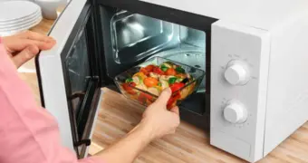 Что скрывает микроволновка: правда, о которой молчат даже производители