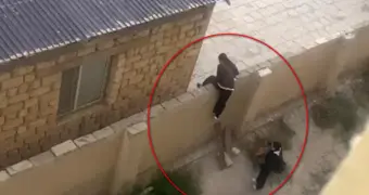 Жильцы ЖК в Актау требуют открыть проход к школе