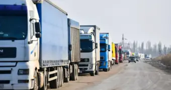 Без виз и лимитов: Россия возвращает казахстанским перевозчикам свободный въезд