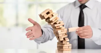 Почему казахстанцы собирают чемоданы: налоговая реформа толкает бизнес за пределы страны