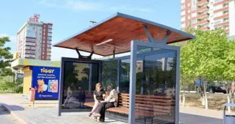 В Актау завершено строительство ста автобусных остановок