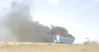 На трассе Актау - Форт-Шевченко в грузовике сгорели 4 000 бутылок с водой