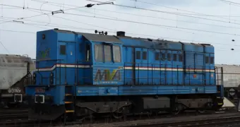 Не заметила поезд: автомобиль врезался в тепловоз под Актау