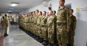 В морской пехоте Казахстана служит самый высокий солдат