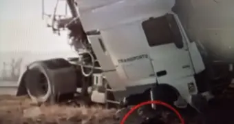 В Сети появилось видео страшного ДТП с 12 погибшими на трассе в Актюбинской области