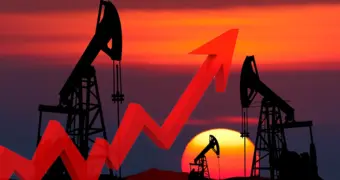 После санкций Трампа нефть резко дорожает: что грозит Казахстану