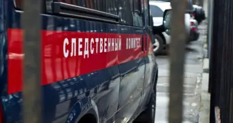 10-летний ребенок обнаружил на кухне в квартире тела мертвых родителей