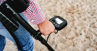 Охота за кладами обернётся штрафом: Казахстан вводит лицензию на металлоискатели