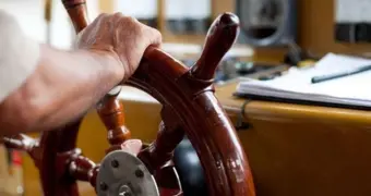 «Мы на грани СССР»: мажилисмен о последствиях ручного управления экономикой в Казахстане