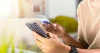 В Казахстане меняется контроль за мобильными переводами и балансом телефона