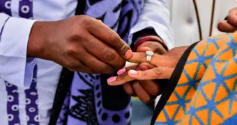 Казахстанцы высказались о легализации многоженства: мнение психологов и общества