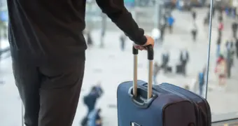 Пенсии и неравенство: причины массового отъезда казахстанцев из страны