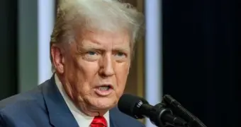 Трамп пообещал выплатить каждому американцу по $2 тыс. из доходов от пошлин