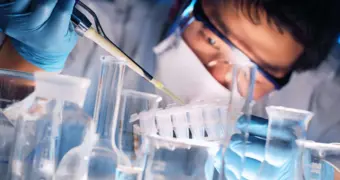 В Китае запустили разработку таблеток для продления жизни до 150 лет