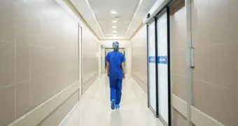 Медсестра влюбилась в раненого бойца и перешла за ним в "Ахмат"