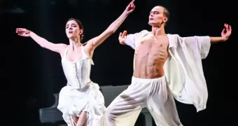 Евгения Медведева объявила о помолвке