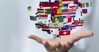 Многоязычие замедляет старение, выяснили ученые