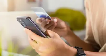 Исчезновение средств со счета — реальность для казахстанцев: почему пропадают деньги