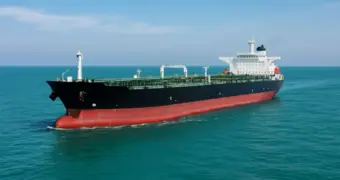 Иранские военные задержали танкер с нефтепродуктами, следовавший в Сингапур